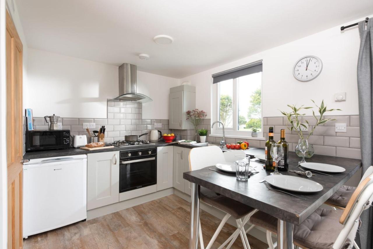 Wheal Jewel- Beautifully Fitted Wooden Cornwall