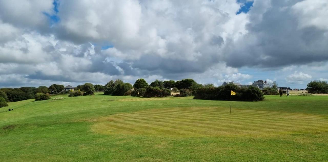 Wheal Jewel- Beautifully Fitted Wooden Cornwall Apartment *